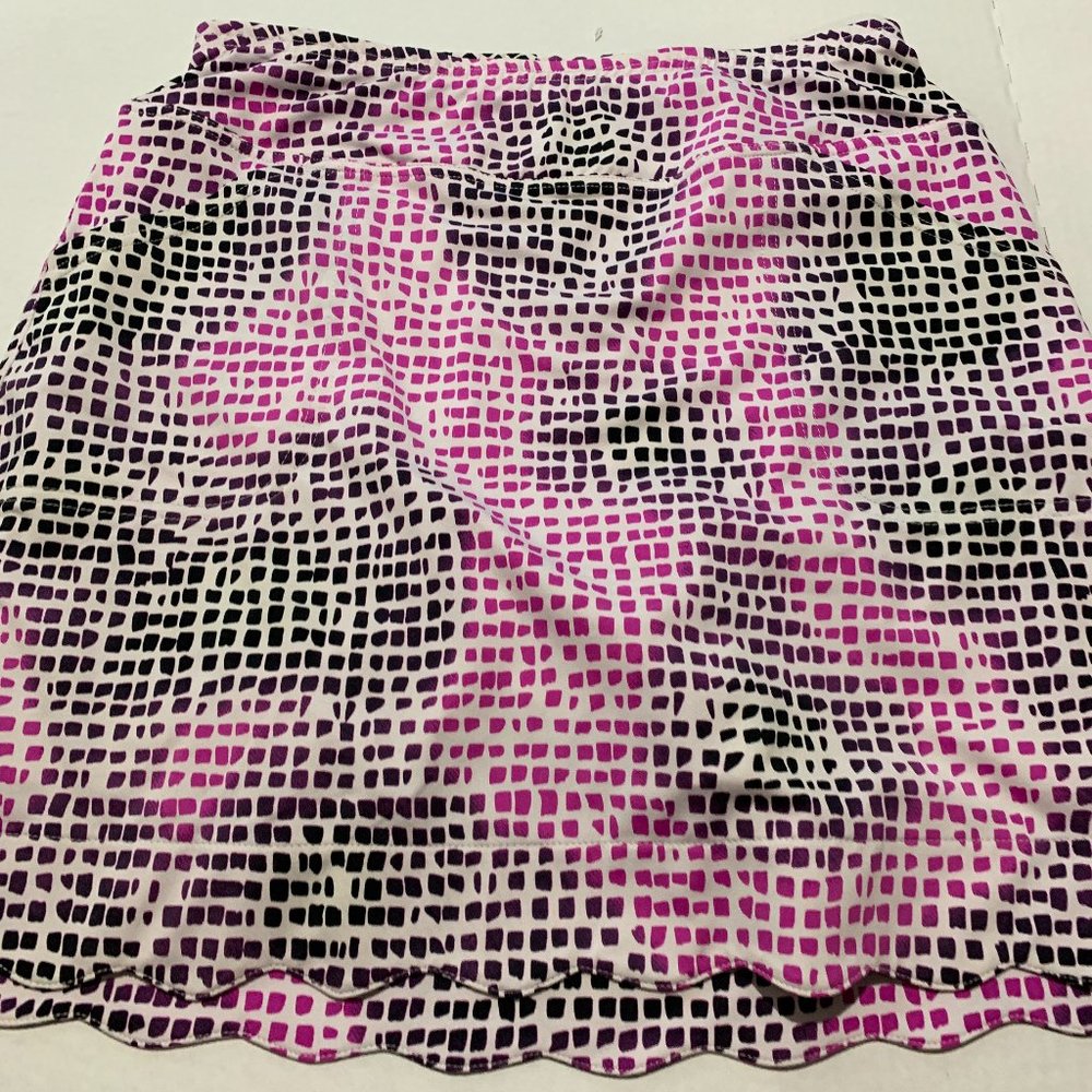 Women's Jofit Golf Skirt size SMALL like new Multi colored